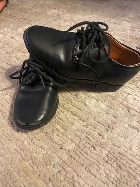 Tip Toey Joey Black Kids Dress Shoes